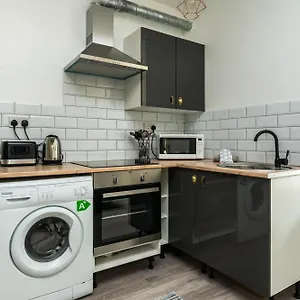 Lv2 Shoreditch-bricklane-convenient-central-liverpoolstreet London